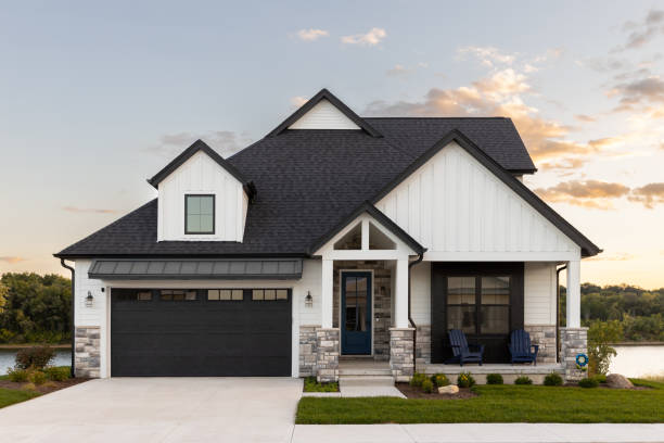 Best Roof Insulation Installation  in Jacksboro, TX
